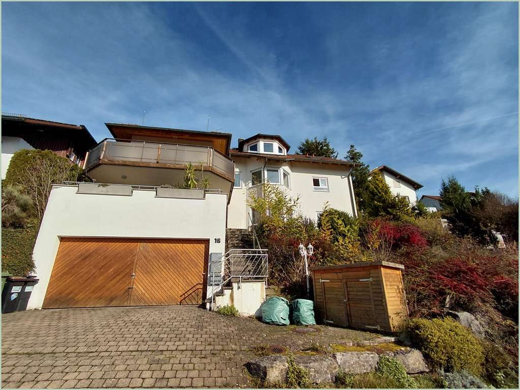 Immobilie in Haiterbach - Ihr Logenplatz im Grünen   4-ZW, Terrasse, Garten, Fernblick in Haiterbach-Oberschwandorf - Bild 3