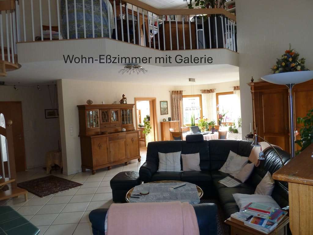 Immobilie in Trebur - Elegantes Einfamilienhaus mit 6 Zimmern und Garage in Trebur-Geinsheim - Bild 1