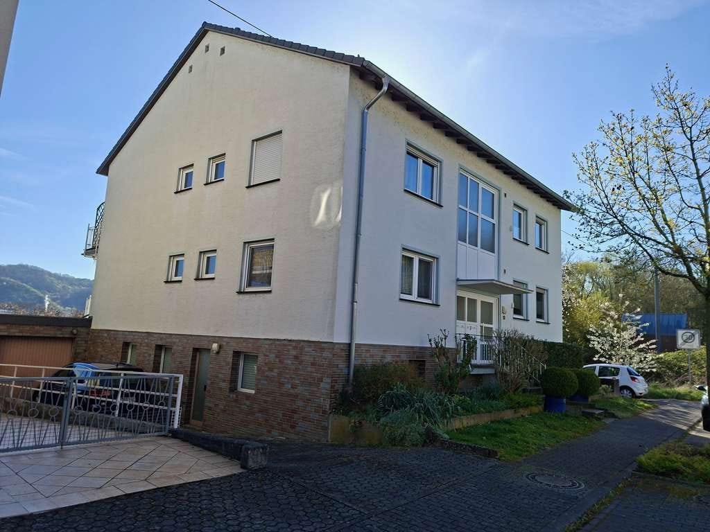 Immobilie in Koblenz - Wohnen mit Rheinblick-Zweifamilienhaus in toller Lage - Bild 2