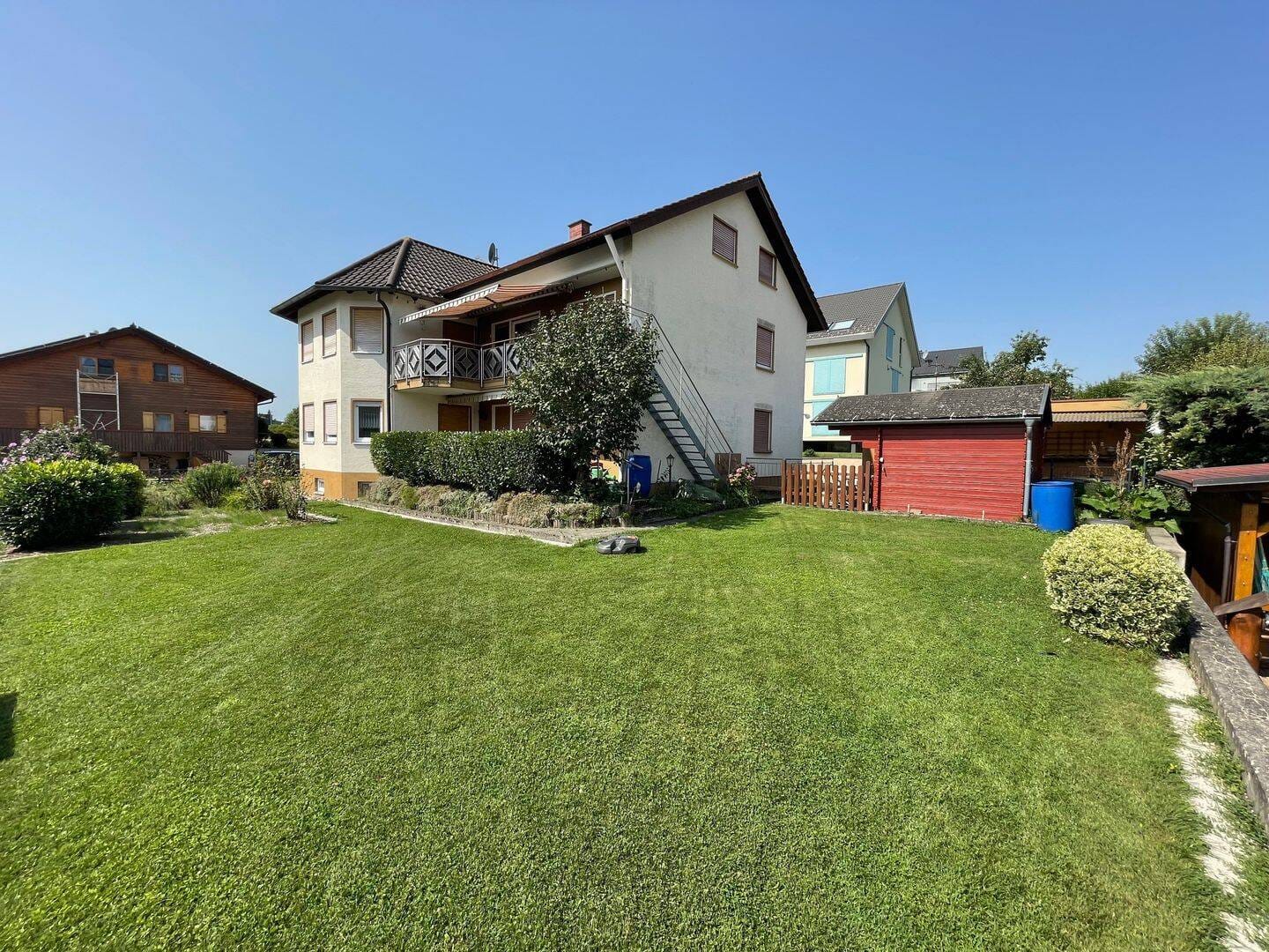 Immobilie in Emmendingen - Attraktives 3-Familienhaus in Emmendingen-Mundingen - ideal für Mehrgenerationen oder Kapitalanlage - Bild 1