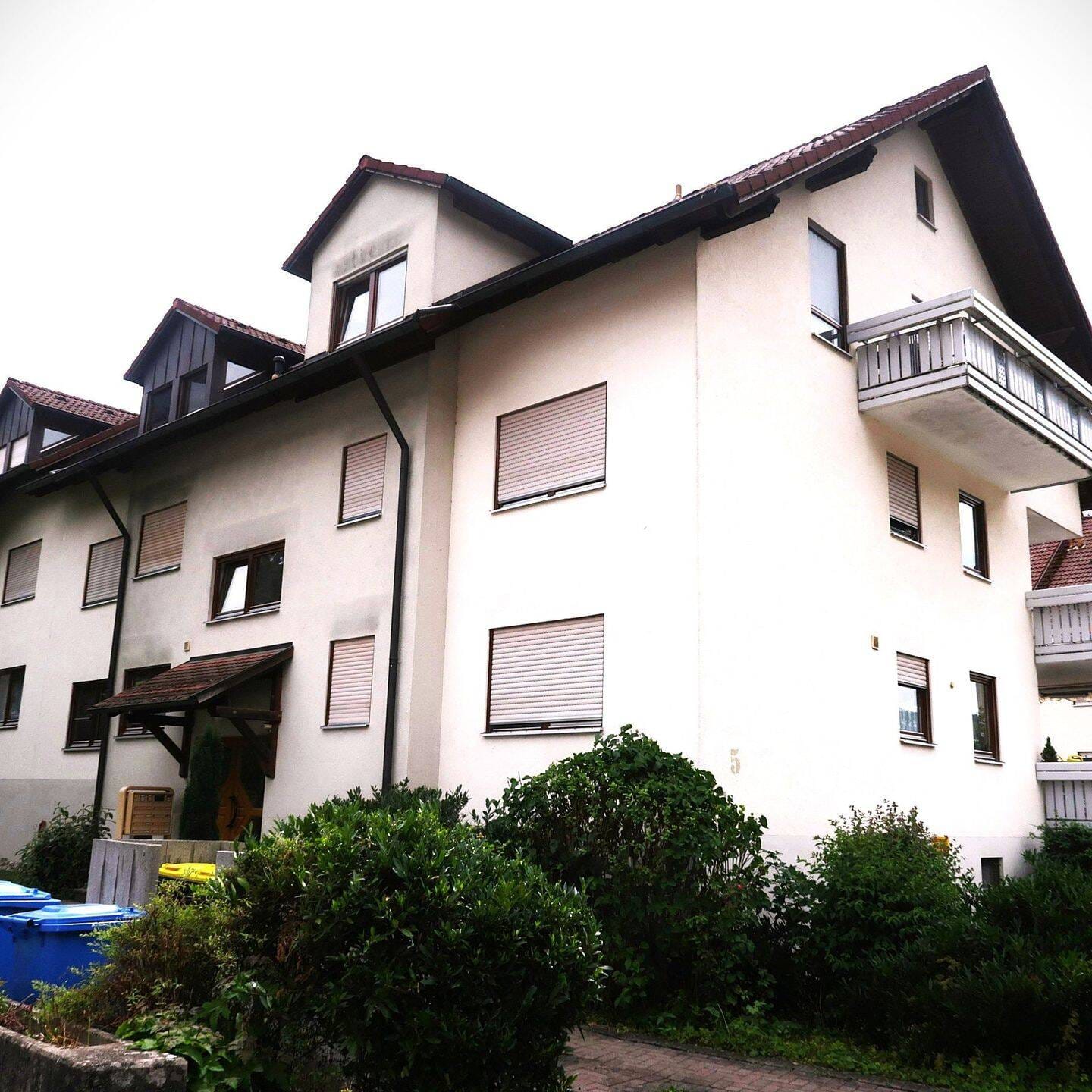 Immobilie in Sulz am Neckar - Vermietete 3 Zimmer Eigentumswohnung mit Balkon und Garage - Bild 1