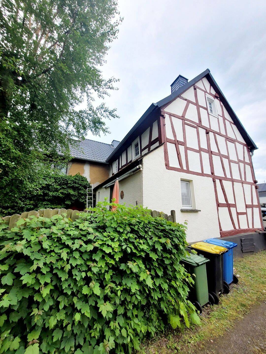 Immobilie in Gondershausen - ***Einfamilienhaus in Gondershausen***Garten und Terrasse***Ausbaupotenzial*** - Bild 1