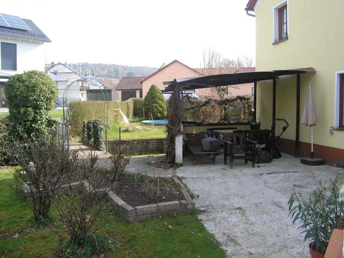 Immobilie in Engelthal - 1-Familien-Haus idyllisch gelegen mit Nebengebäude und Garage - Bild 3