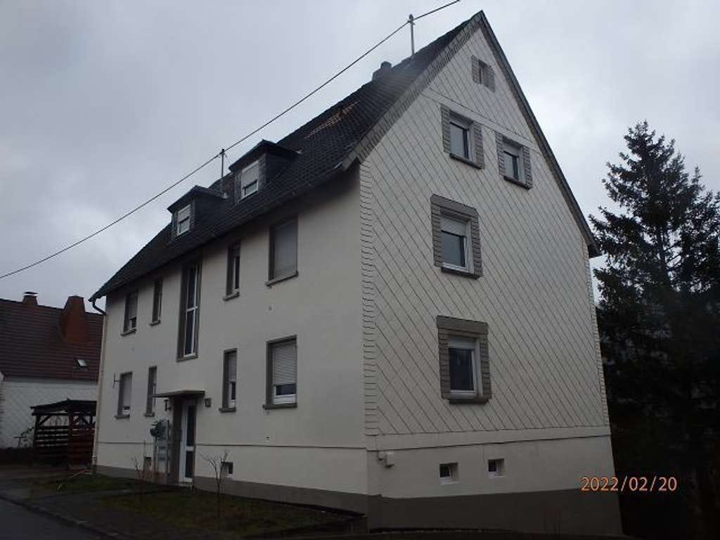 Immobilie in Sonnenberg-Winnenberg - Ruhig gelegenes Zweifamilienhaus - Bild 0