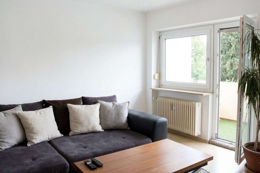 Immobilie in Poing - Attraktive, helle 3-Zimmer-Wohnung mit Westbalkon und großzügigem Dachboden in ruhiger Lage in Poing - Bild 4