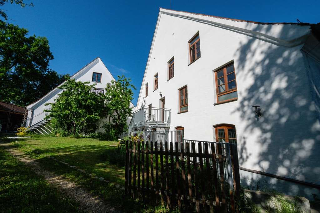 Immobilie in Alteglofsheim - Wohnen mit Charakter: 2-Zimmer-Wohnung in Alteglofsheim - Bild 0