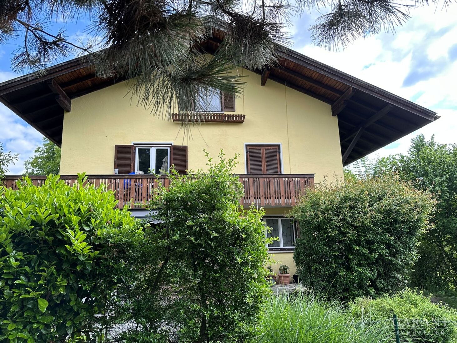 Immobilie in Kiefersfelden - Charmantes Mehrfamilienhaus in zentrumsnaher Lage von Kiefersfelden - Bild 3