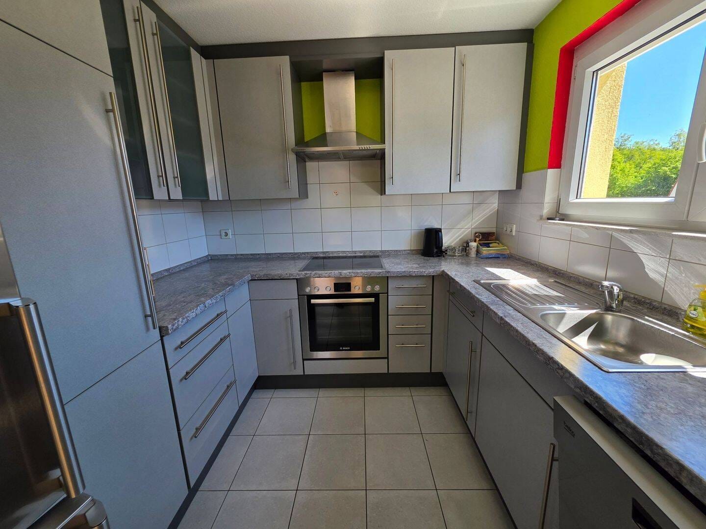 Immobilie in Nufringen - Seltene Gelegenheit: Großzügige 5–6 Zimmer Maisonette-/Studio-Wohnung mit zwei Balkonen, hochwertigem Parkett und traumhaftem Studiobereich - Bild 4