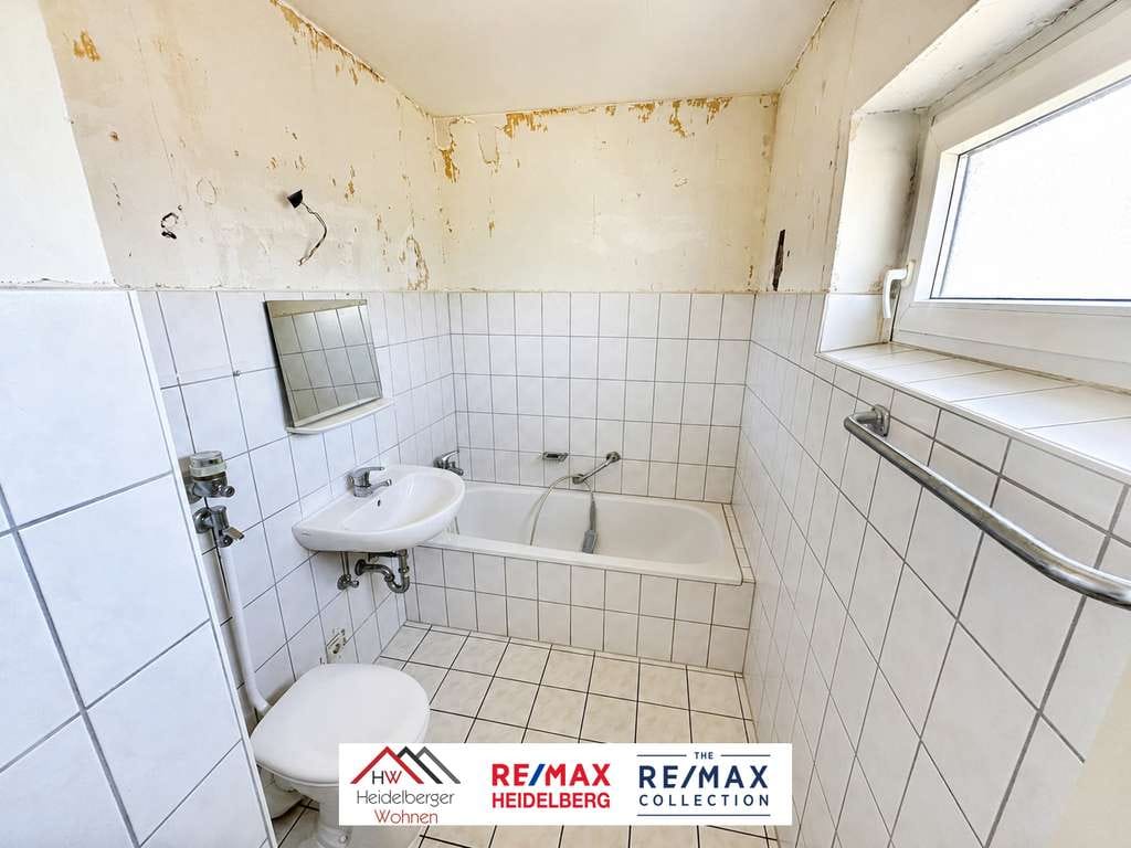 Immobilie in Walldorf - BIETERVERFAHREN: Renovierungsbedürftige 2,5-Zimmer-Wohnung mit Balkon, PKW-Stellplatz - Bild 4