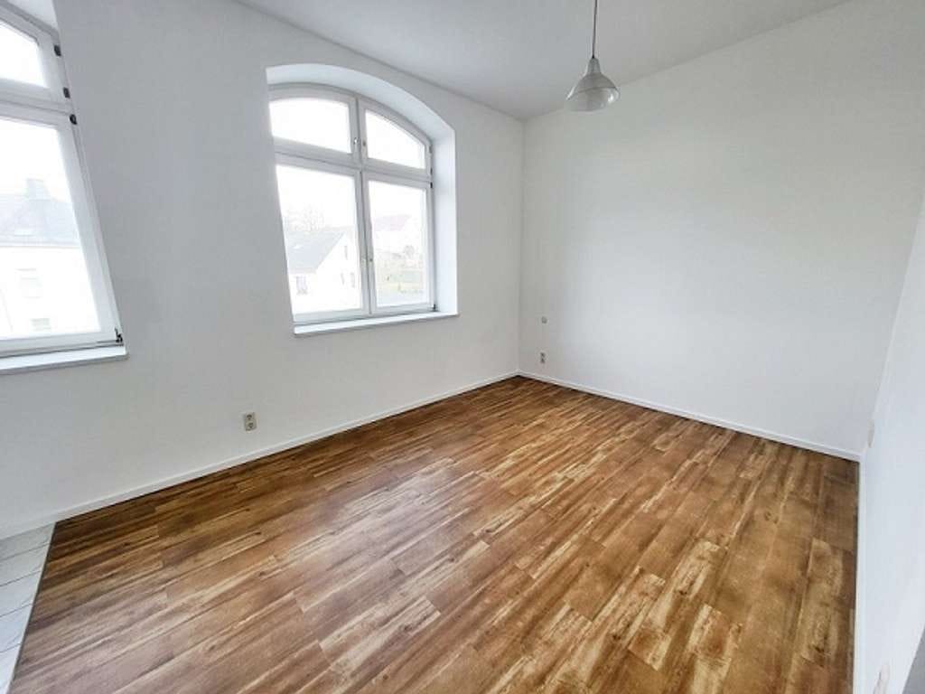 Immobilie in Neumark - 1-Raum-Wohnung mit EBK, Fußbodenheizung und Lift - Bild 2