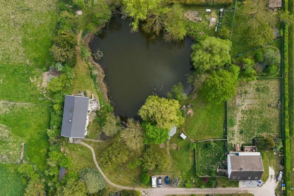 Immobilie in Bad Nenndorf - Am Ende der Straße steht (D)ein Haus am See - Bild 2