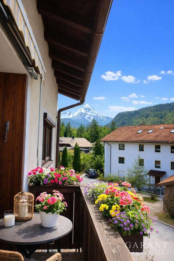 Immobilie in Bischofswiesen - Sonne, Weitblick & Watzmann Panorama, helle 4 Zimmer-Wohnung in Bischofswiesen - Bild 0