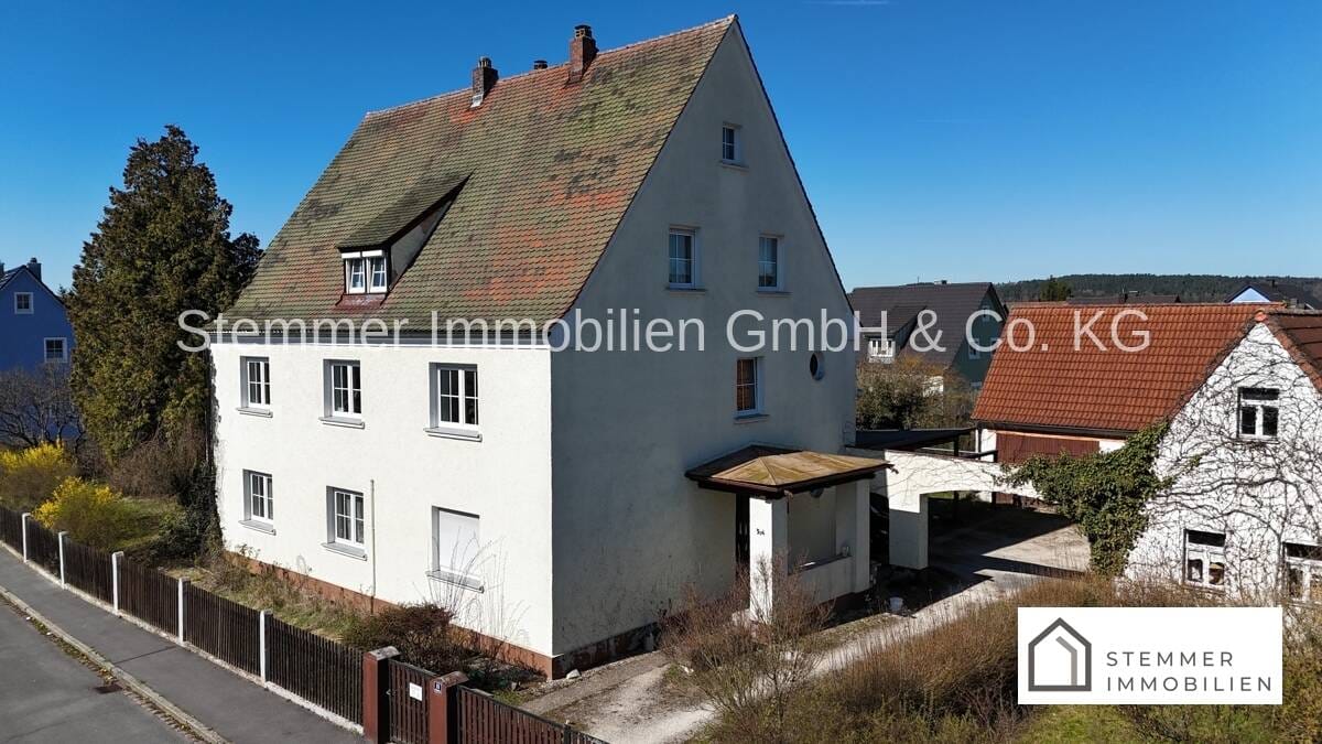 Immobilie in Pressath - Seltene Gelegenheit in Pressath - Wohnhaus mit Hofcharakter und Nebengebäuden - Bild 0