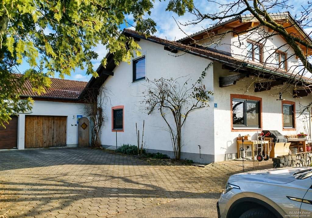 Immobilie in Pfaffing - Großzügige 3-Zimmer-Wohnung mit Erweiterungspotential - Bild 1