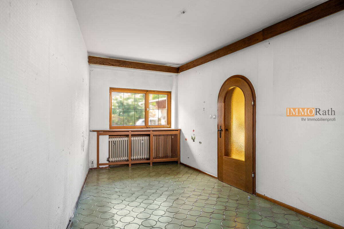 Immobilie in Vogtsburg im Kaiserstuhl - IMMORath.de - Einfamilienhaus mit großzügiger Nutzfläche und Gästezimmern - Bild 3