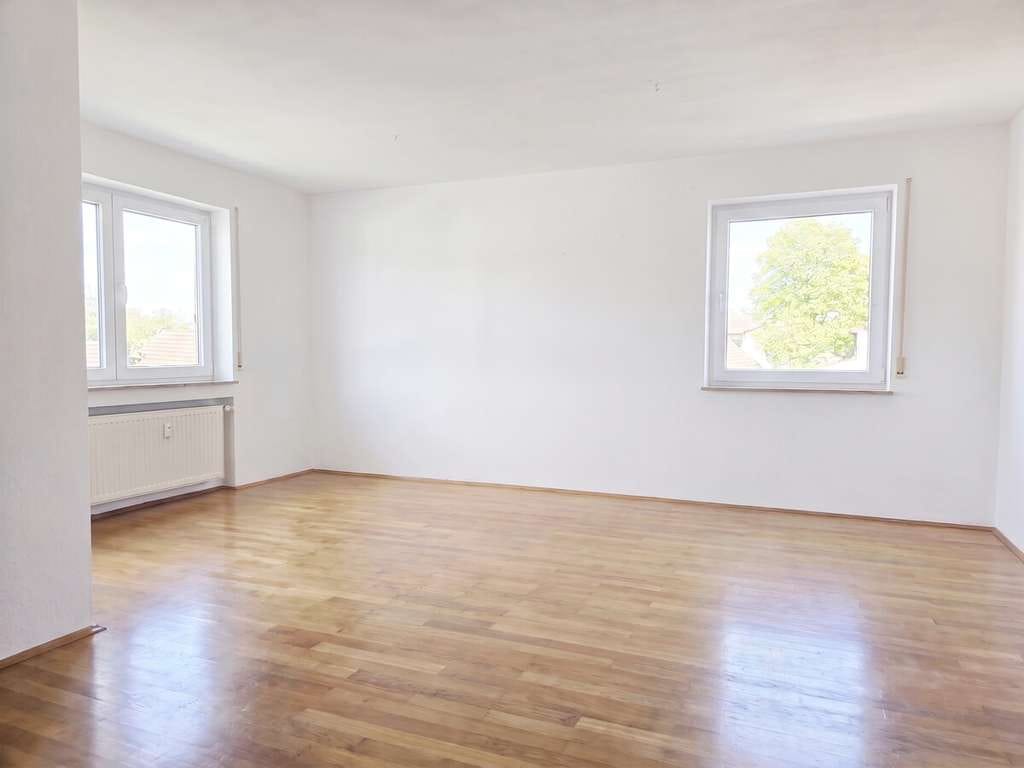 Immobilie in Illertissen - Helle 3-Zimmer-Wohnung mit Balkon in ruhiger Lage in Illertissen - ideal als Kapitalanlage - Bild 3