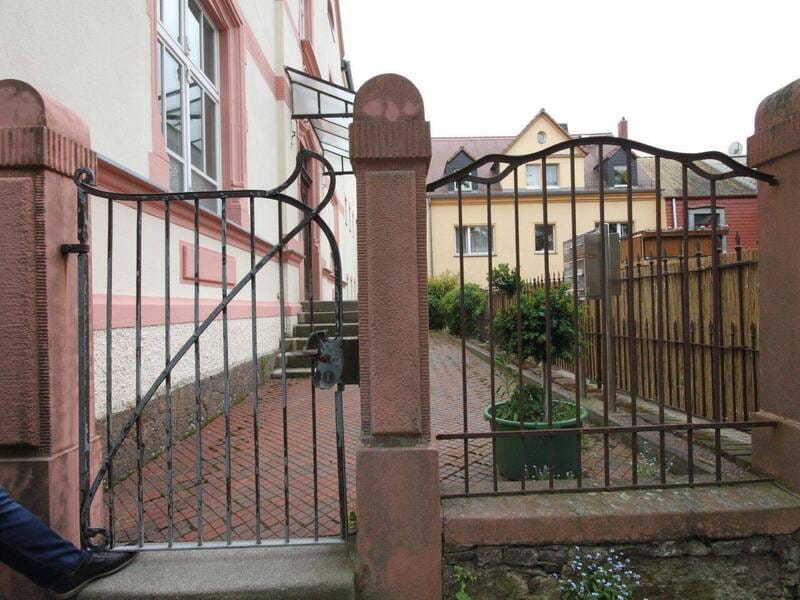 Immobilie in Leisnig - Denkmalgerecht modernisiertes Wohn-/Geschäftshaus im Stadtzentrum und mit Blick über Leisnig - Bild 0