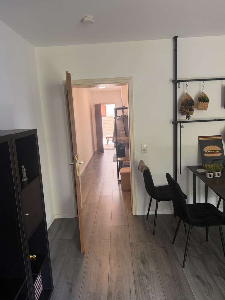 Immobilie in Königstein - Helle  1-Zimmer-Wohnung mit großartigem Balkon in ruhiger Wohn-Lage  am Waldrand! - Bild 4