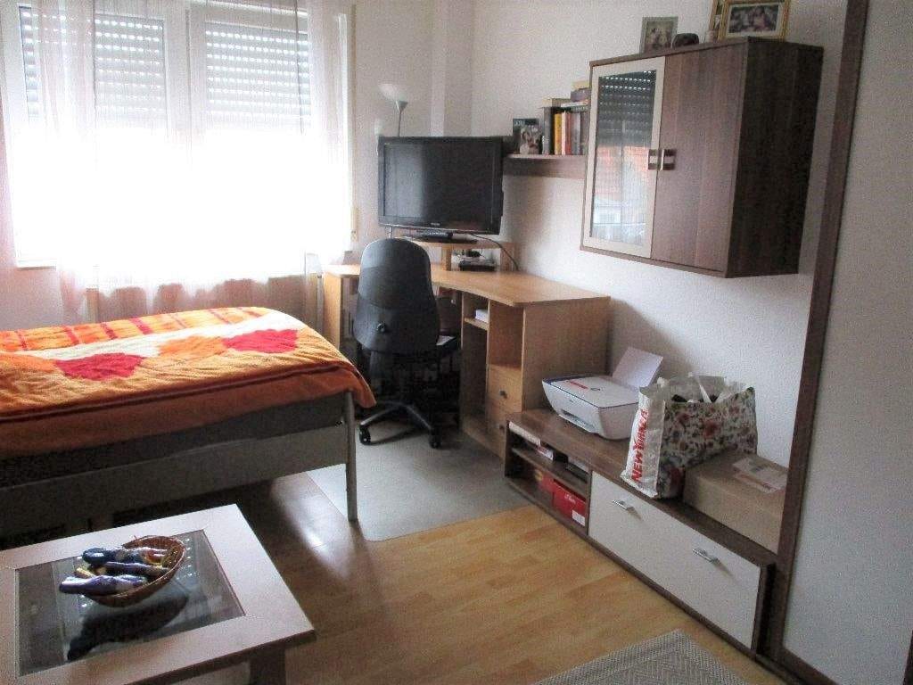 Immobilie in Kassel - Gepflegtes, möbliertes 1 Zimmer Single Apartment mit Lift,  die Universität vor der Tür - Bild 1