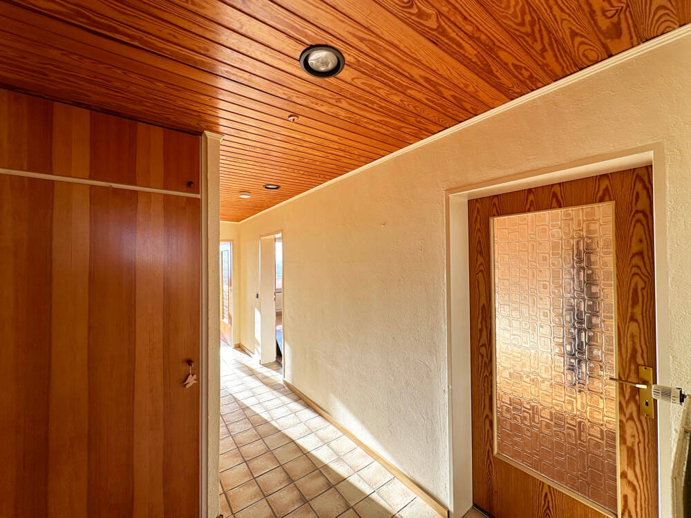 Immobilie in Reinfeld - Reinfeld - freie 2-Zimmer-Wohnung im 8.Stock und tollem Blick auf den Neuhöfer Teich in Zentrumslage - Bild 2