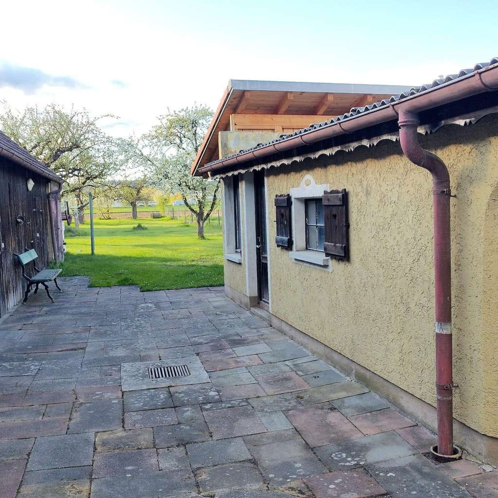 Immobilie in Burglengenfeld - Vermietetes 4-Parteienhaus mit großem Garten - Bild 4