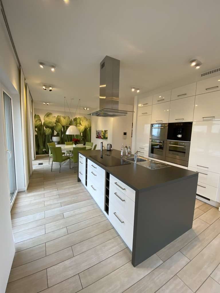 Immobilie in Amtsberg - 1 von über 100 Haustypen: Haus mit Einliegerwohnung - Bild 1