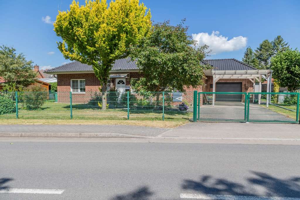 Immobilie in Klietz - Barrierefreier  Bungalow mit wunderschönem Garten in Klietz - Bild 0