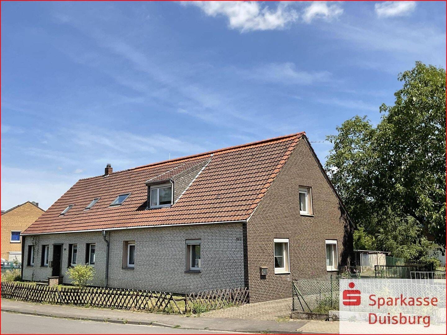 Immobilie in Rheinberg - ** Sanierungsobjekt am Lohheider See ** - Bild 0