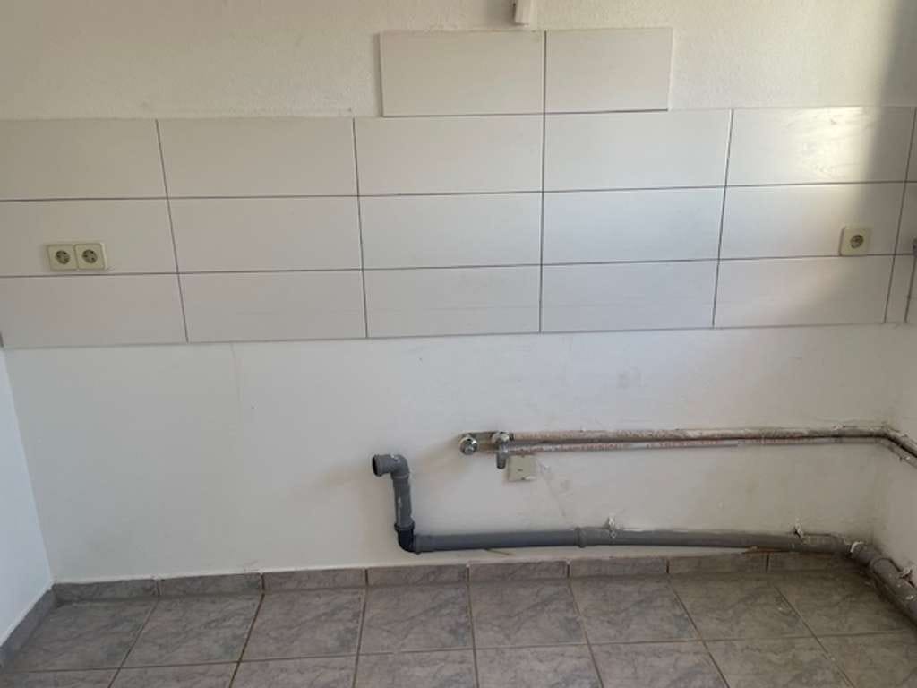 Immobilie in Markgröningen - Nette, gemütliche 2-Zi.-ETW mit Balkon und Tiefgarage in Markgröningen! - Bild 3