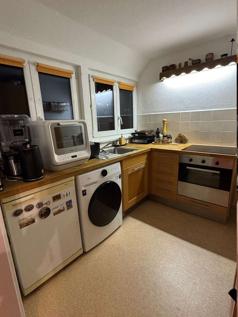 Immobilie in Lindau (Bodensee) - Hübsche Dachgeschosswohnung mit Ausbaumöglichkeiten - Bild 2
