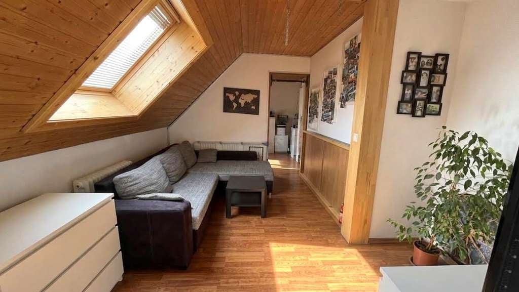 Immobilie in Bernau im Schwarzwald - Modernisierte 3,5-Zimmer-Dachgeschosswohnung mit toller Balkonsicht & Garage in Bernau! - Bild 0