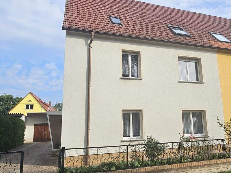 Immobilie in Dahme/Mark - Doppelhaushälfte mit Platz für Jung & Alt + Garten - Bild 0