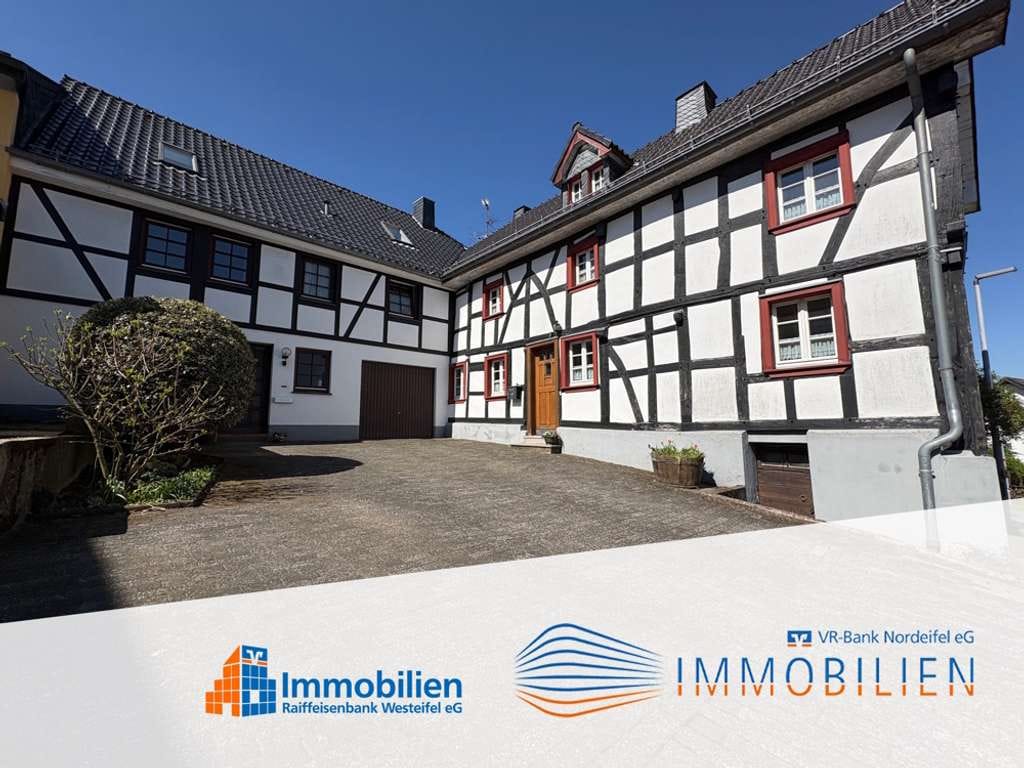 Immobilie in Nettersheim - Vielseitiges Wohnensemble mit zwei Häusern! Wohnen, Arbeiten und Leben unter einem Dach - Bild 0