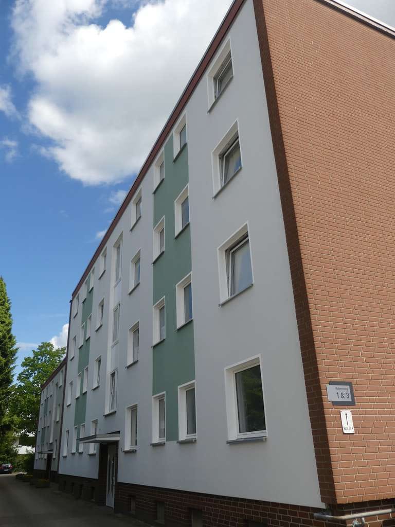Immobilie in Wedemark - WEDEMARK – BISSENDORF VERMIETETE EIGENTUMS-WOHNUNG IM 3.OG MIT LOGGIA UND GARAGE - Bild 1