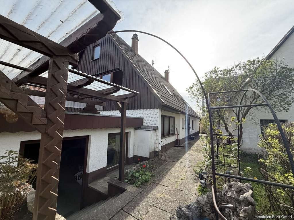 Immobilie in Steinheim am Albuch - Klein aber fein - Verwirklichen Sie Ihre Träume im Ortskern von Söhnstetten - Bild 1