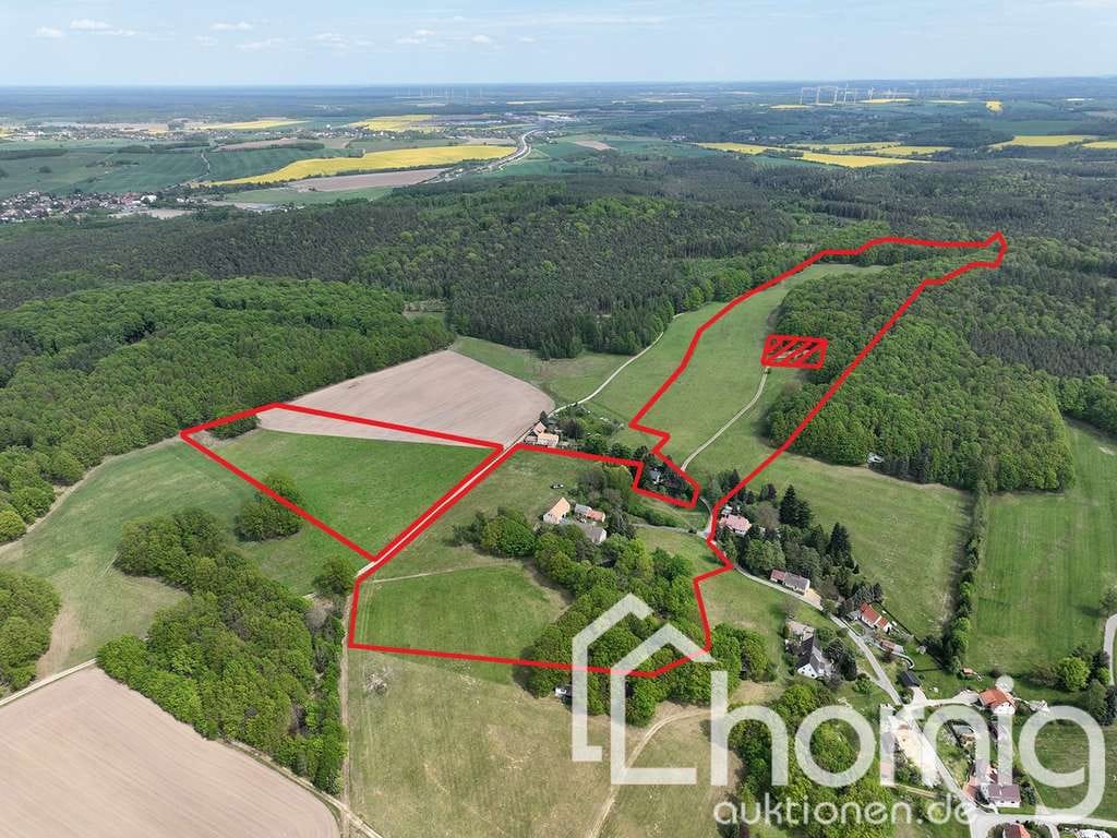 Immobilie in Waldhufen - Idyllisches Anwesen mit 18 ha pachtfreiem Land und historischem Dreiseithof zw. Görlitz und Bautzen - Bild 0