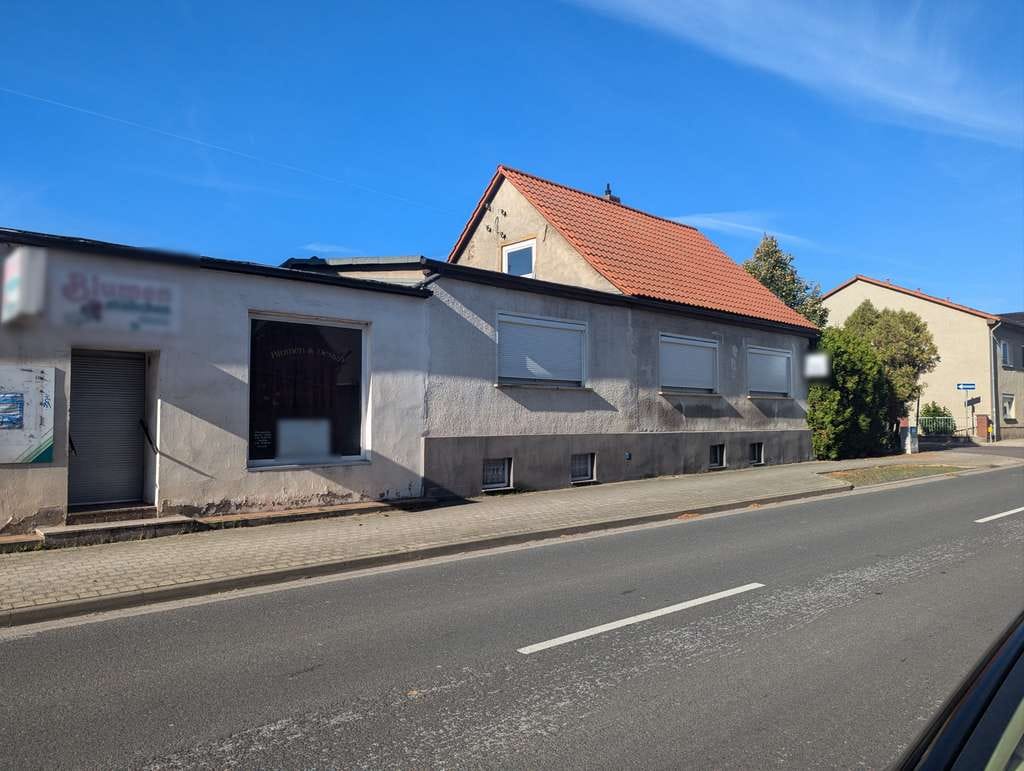 Immobilie in Erxleben - Einfamilienhaus mit großem Anbau - Bild 0