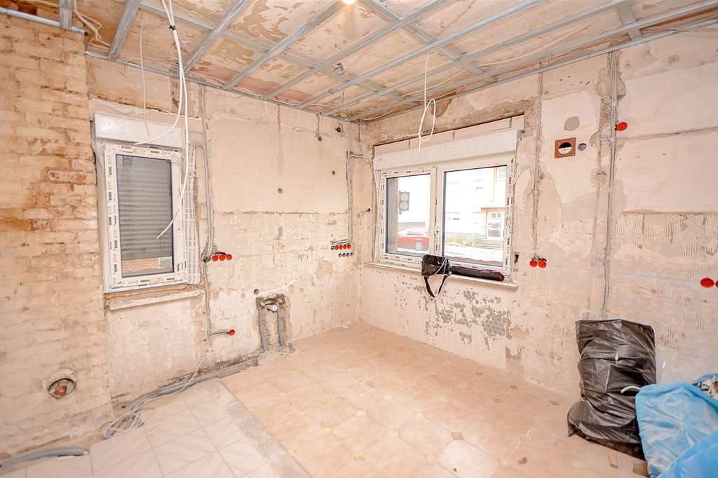 Immobilie in Wesseling - Sanierungsbereiter Bungalow mit flexiblem Grundriss in ruhiger Lage von Berzdorf - Bild 4
