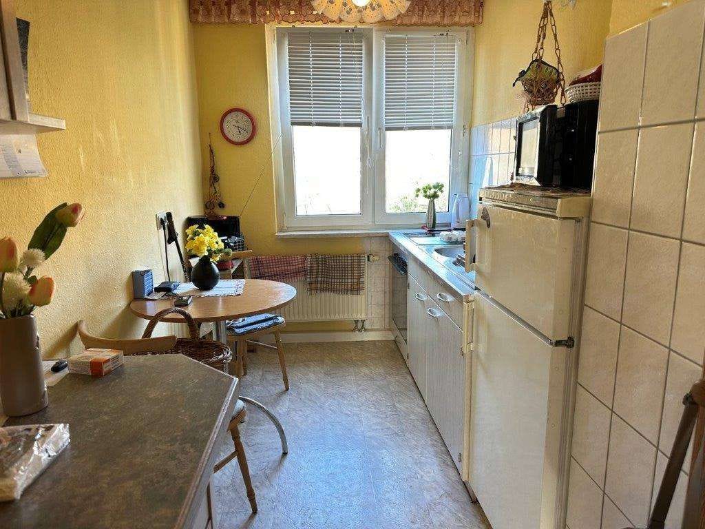Immobilie in Kaulsdorf - Gepflegte 3 Zi.-Wohnung mit Balkon und Einbauküche - Bild 3