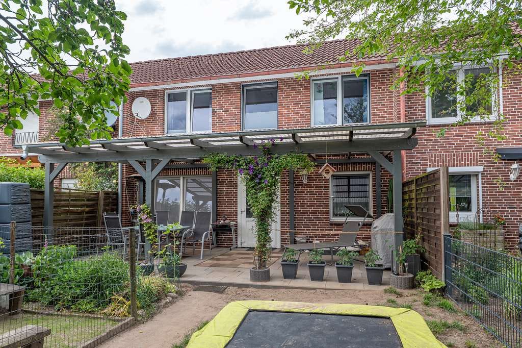 Immobilie in Himmelpforten - Gemütliches Wohnen in attraktiver Siedlungslage mit Garten und Carport - Bild 0