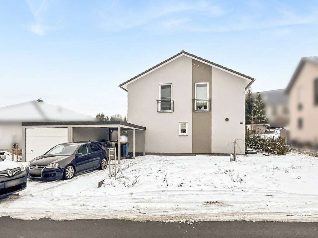 Immobilie in Teuchern - Repräsentatives Wohnhaus vereint Stil und Exklusivität in Teuchern - Bild 0