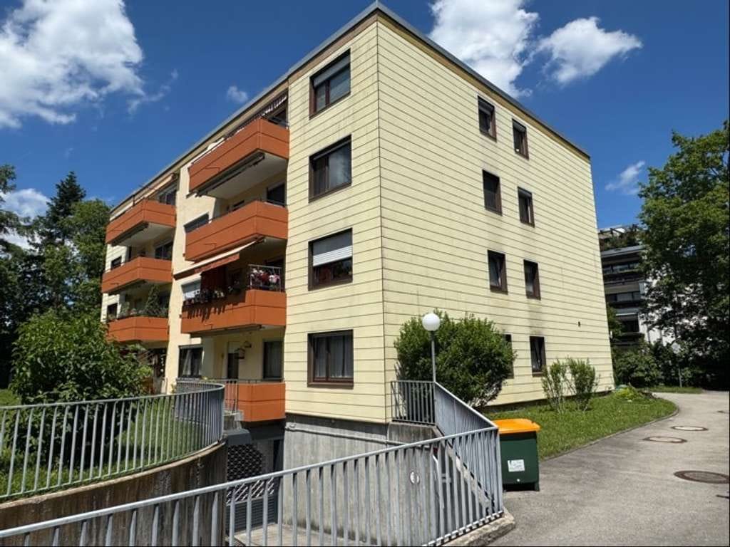 Immobilie in Fürstenfeldbruck - Gepflegte 3 Zimmer Wohnung – vermietet!  - Bild 2