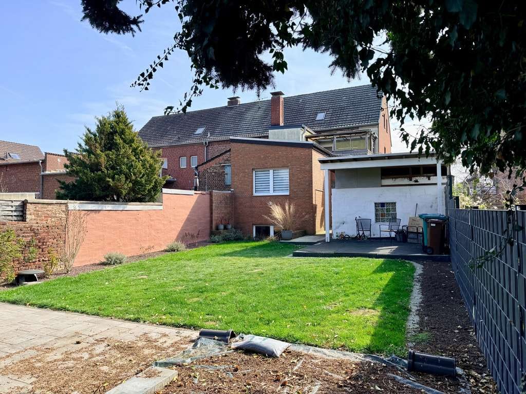 Immobilie in Jüchen - Reiheneckhaus mit Gartenidylle und viel Platz - Bild 0