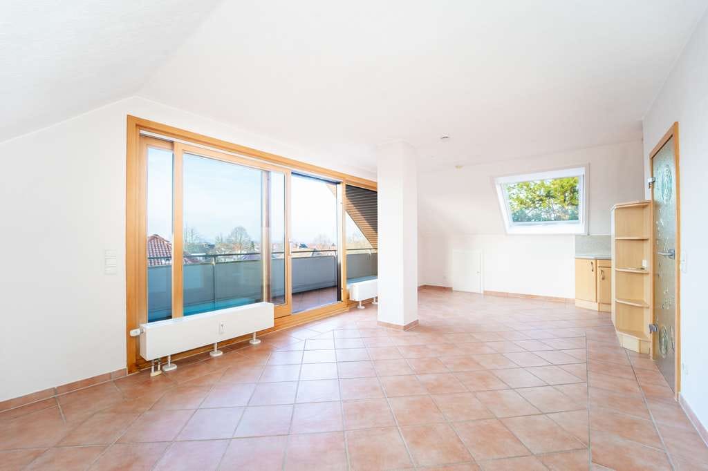 Immobilie in Scharbeutz - Ruhe, Licht und Nähe zur Ostsee- Dachgeschosswohnung in Scharbeutz nahe Ostsee und Kammerwald - Bild 4