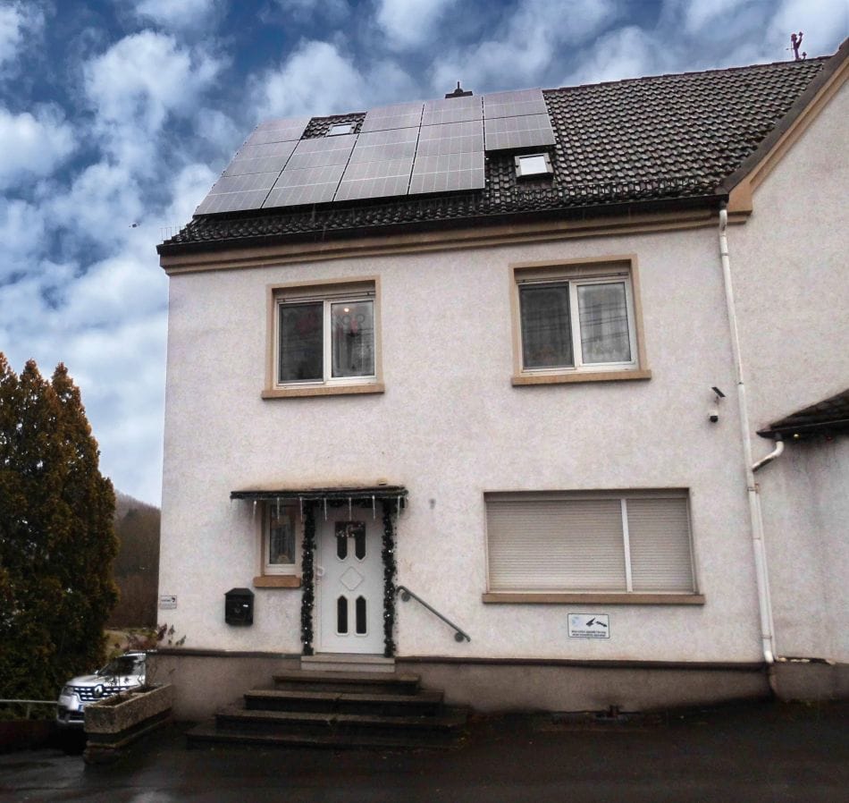 Immobilie in Wissen - Großzügige Doppelhaushälfte mit Einliegerwohnung im Erdgeschoss - Bild 0