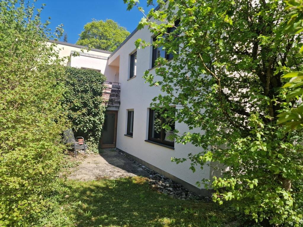 Immobilie in Heidenheim an der Brenz - Attraktive Doppelhaushälfte im Bungalowstil auf dem Mittelrain - Bild 2