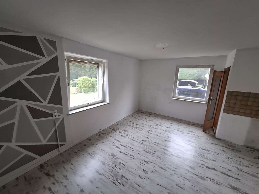 Immobilie in Neustadt bei Coburg - *Provisionsfrei* Neustadt bei Coburg,  Mehrfamilienhaus,  2 Wohnungen - Bild 2