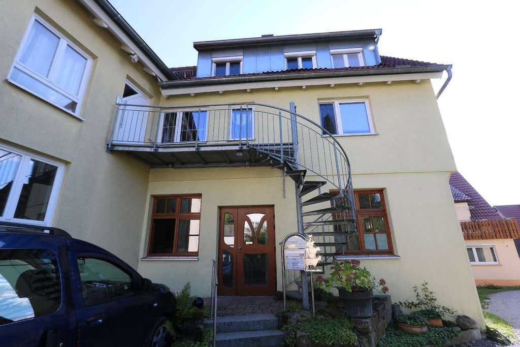 Immobilie in Bretzfeld - Mehrfamilien-Wohnhaus mit ehem. Tierarztpraxis in Bretzfeld-Adolzfurt - Bild 3