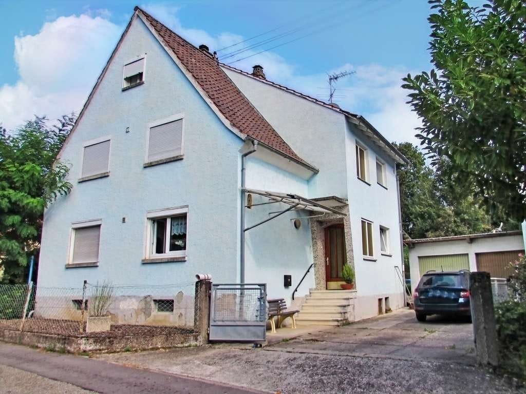 Immobilie in Östringen - Einfamilienhaus in Ortsrandlage von Östringen, OT Odenheim! - Bild 0