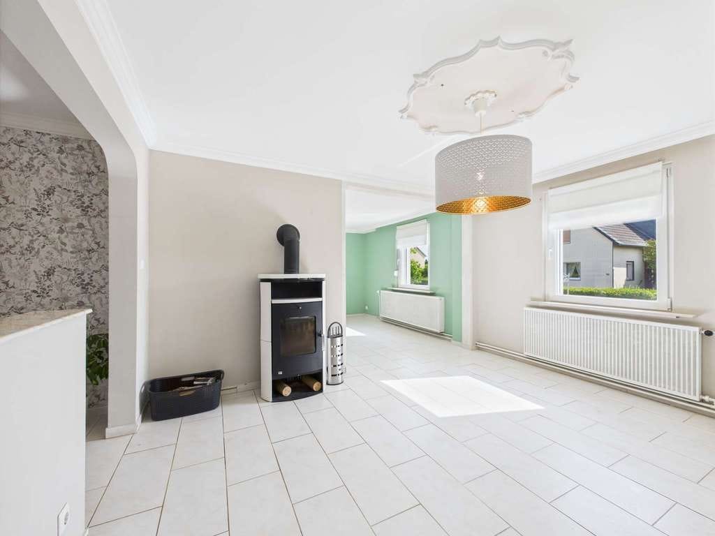 Immobilie in Bahrdorf - PROVISIONSFREI Modernisiertes Ein-/Zweifamilienhaus, 1.230qm Grundstück – inkl. FINANZIERUNGSSERVICE - Bild 2